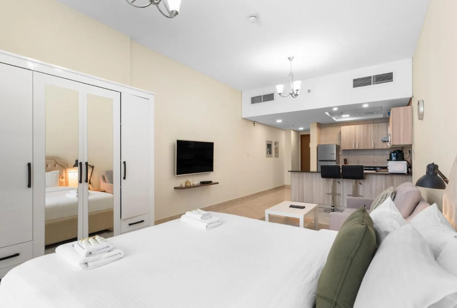 Airy Luxe Studio In Chaimaa-06 Dubai 0*,